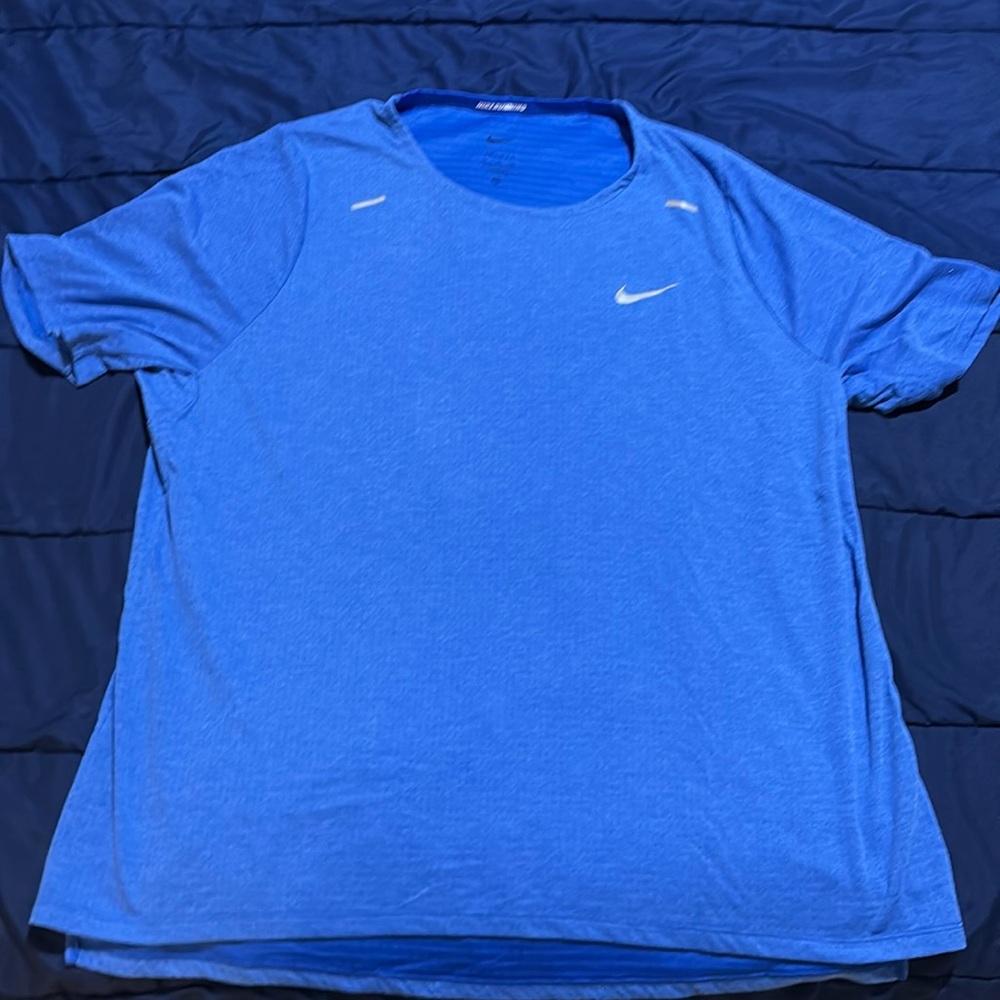 Nike men’s running T-shirt ￼